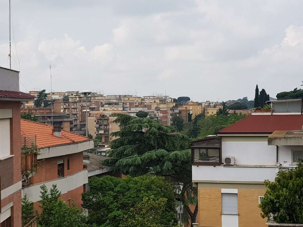 Appartamento ROMA vendita  GIANICOLENSE (XV MUN.) via isacco artom GRIMALDI CASA