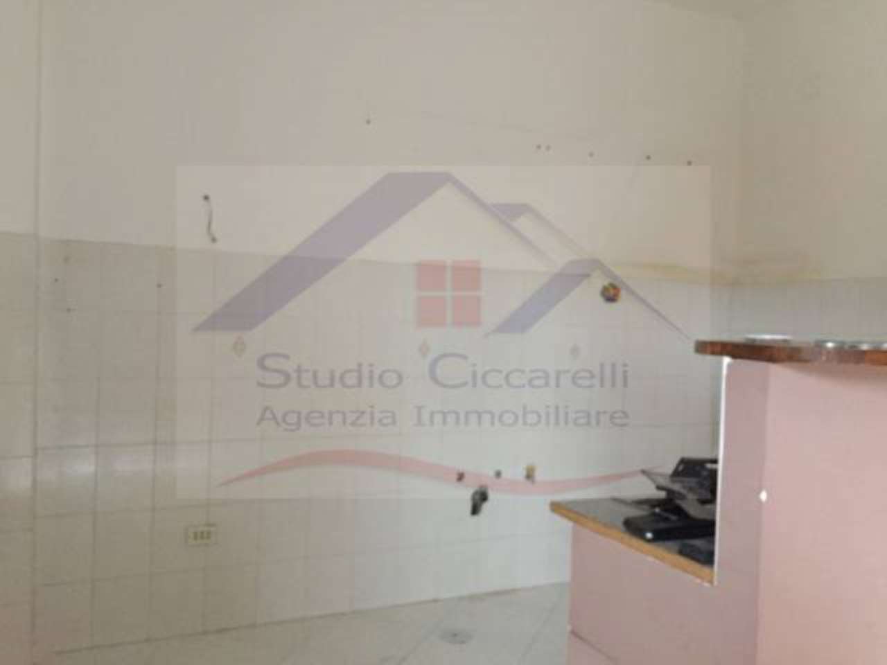 Appartamento GIUGLIANO IN CAMPANIA affitto   Santa Caterina da Siena Studio Ciccarelli Agenzia Immobiliare