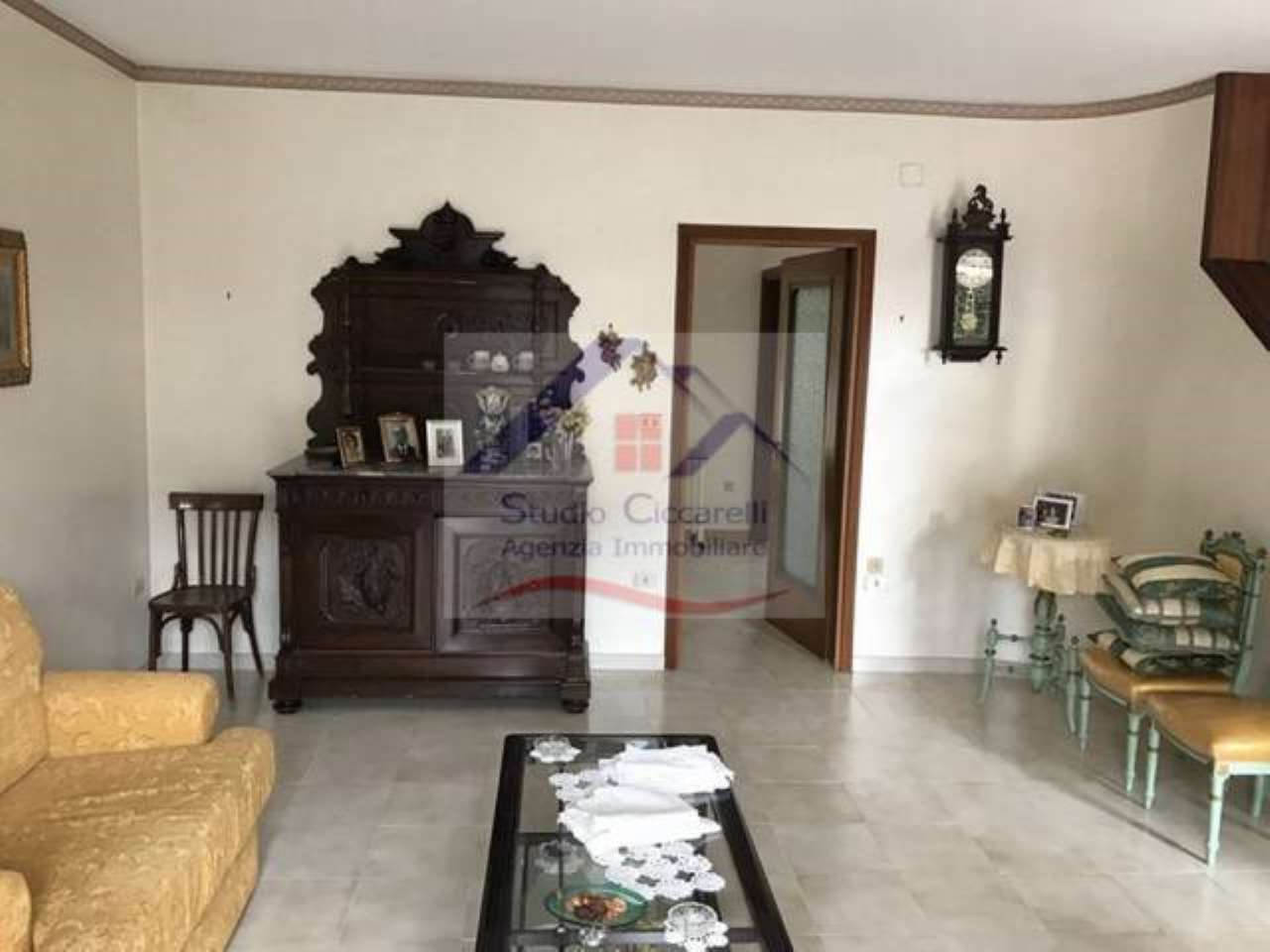 Villa Affiancata - Schiera GIUGLIANO IN CAMPANIA vendita   Campano Studio Ciccarelli Agenzia Immobiliare