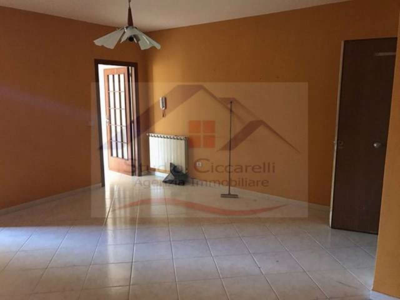 Appartamento GIUGLIANO IN CAMPANIA affitto    Studio Ciccarelli Agenzia Immobiliare