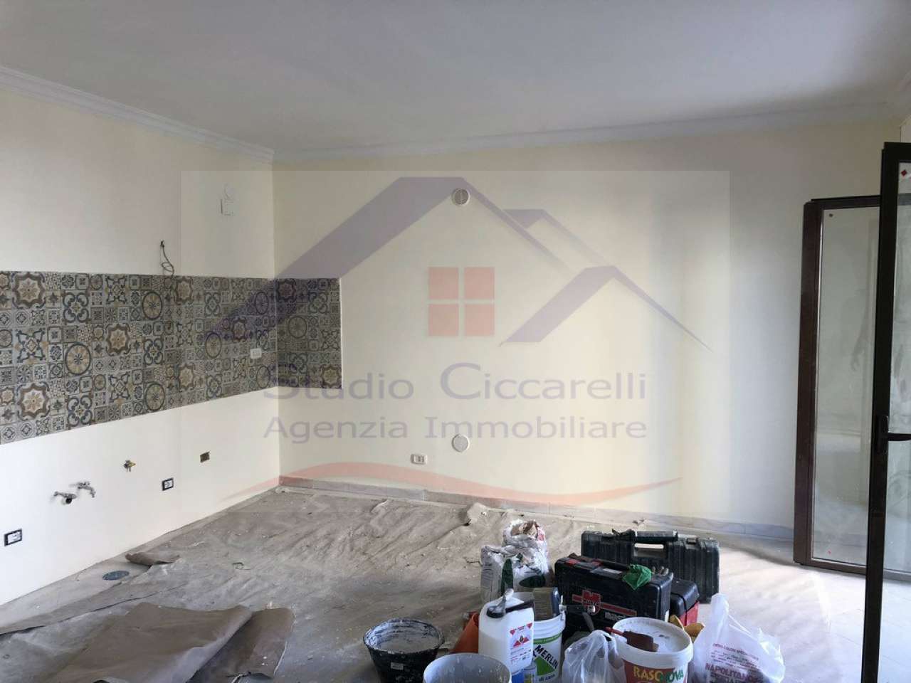  giugliano in campania affitto quart:  studio ciccarelli agenzia immobiliare