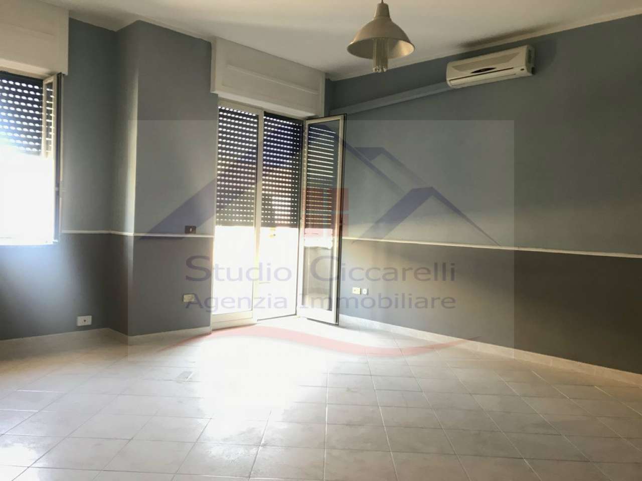 Appartamento GIUGLIANO IN CAMPANIA affitto   Arco Sant'Antonio Studio Ciccarelli Agenzia Immobiliare