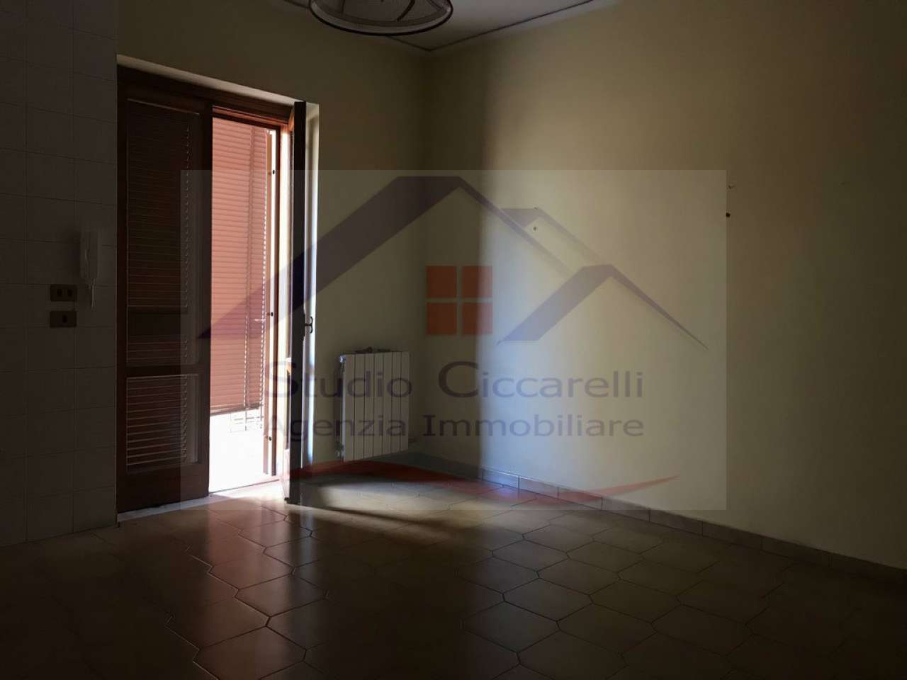 Appartamento GIUGLIANO IN CAMPANIA affitto   Corso Campano Studio Ciccarelli Agenzia Immobiliare