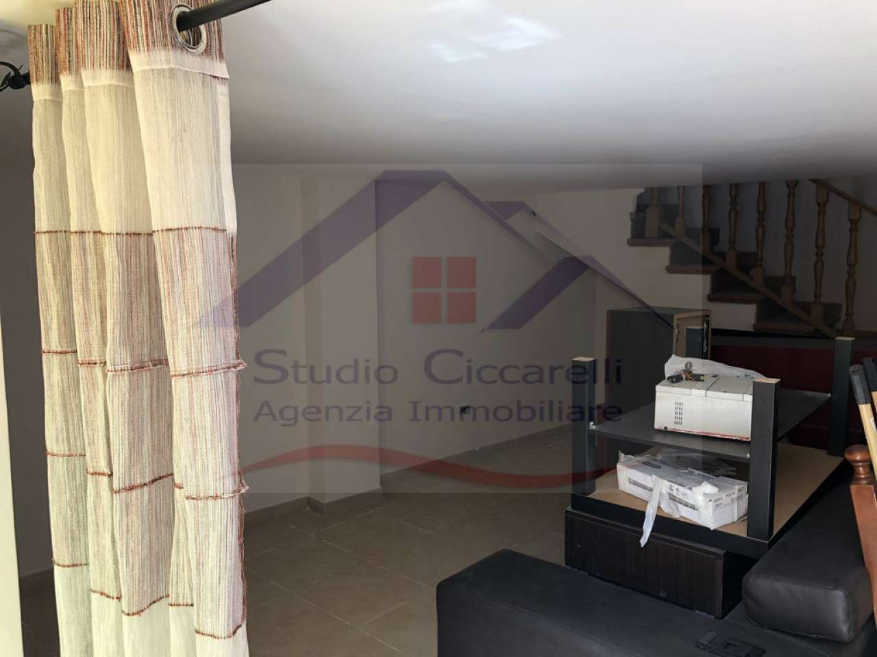 Appartamento GIUGLIANO IN CAMPANIA vendita   Corso Campano Studio Ciccarelli Agenzia Immobiliare