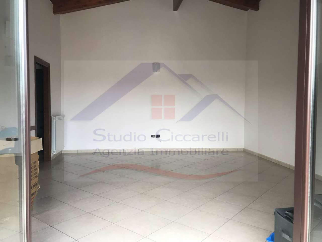 Appartamento GIUGLIANO IN CAMPANIA affitto   Corso Campano Studio Ciccarelli Agenzia Immobiliare