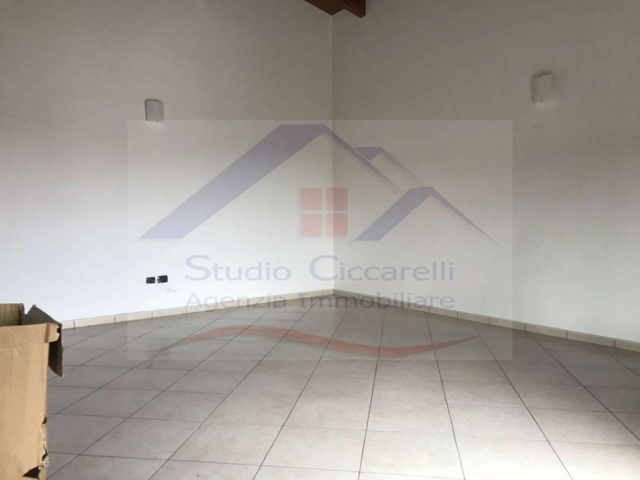 Appartamento GIUGLIANO IN CAMPANIA affitto   Corso Campano Studio Ciccarelli Agenzia Immobiliare