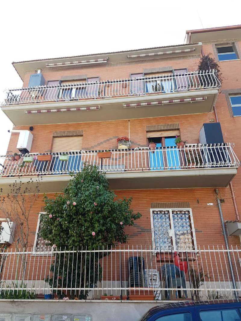  roma vendita quart: la storta (zona della xx mun.) gruppo fism consulenti immobiliari