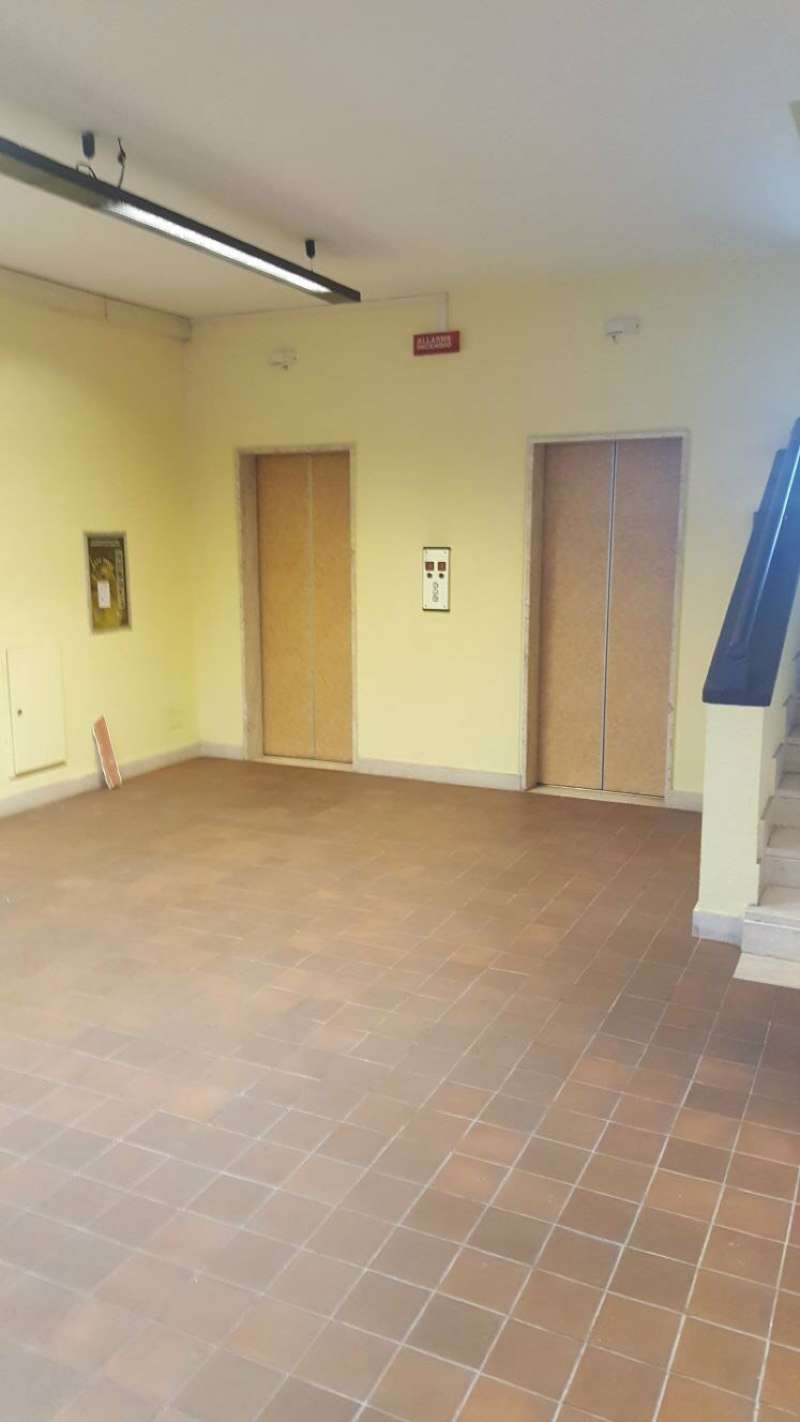 Ufficio - Loc.Com. ROMA vendita  ACILIA eroi di rodi Gruppo FISM Consulenti Immobiliari