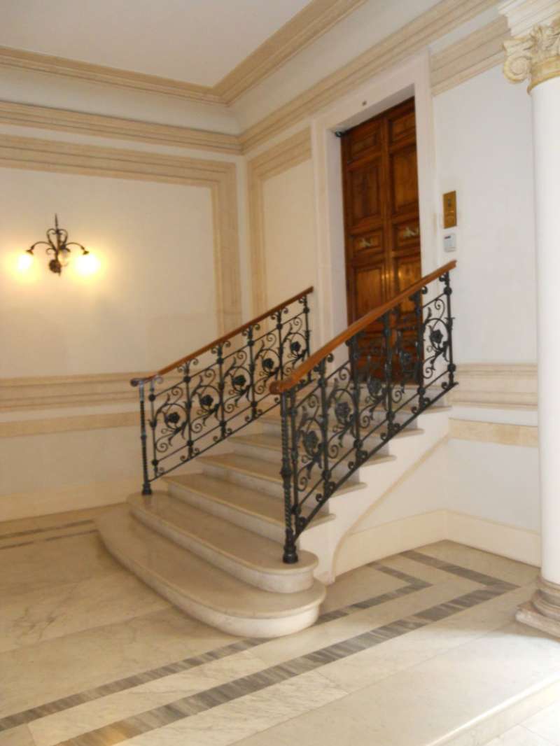 Ufficio - Loc.Com. ROMA affitto  Centro storico montecitorio Gruppo FISM Consulenti Immobiliari