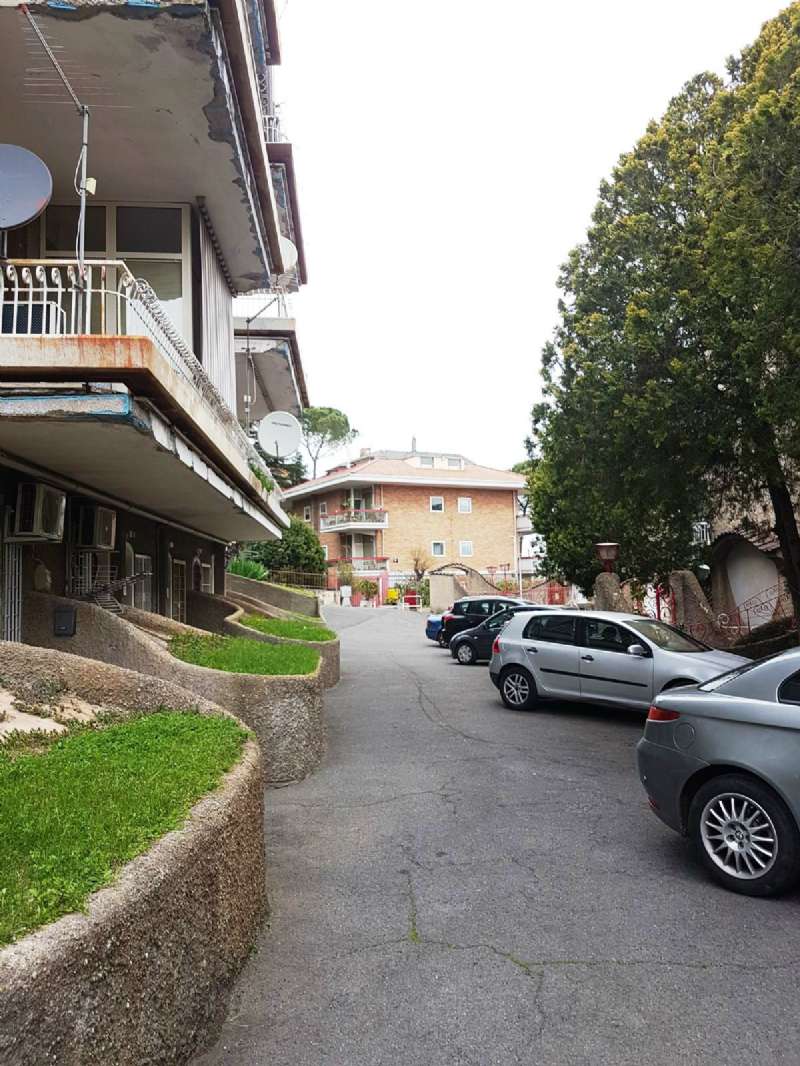 Appartamento ROMA vendita  Cassia flaminia raffaele stasi Gruppo FISM Consulenti Immobiliari