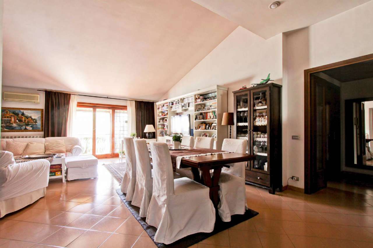Appartamento ROMA vendita  Cassia flaminia gherardo gherardi Gruppo FISM Consulenti Immobiliari