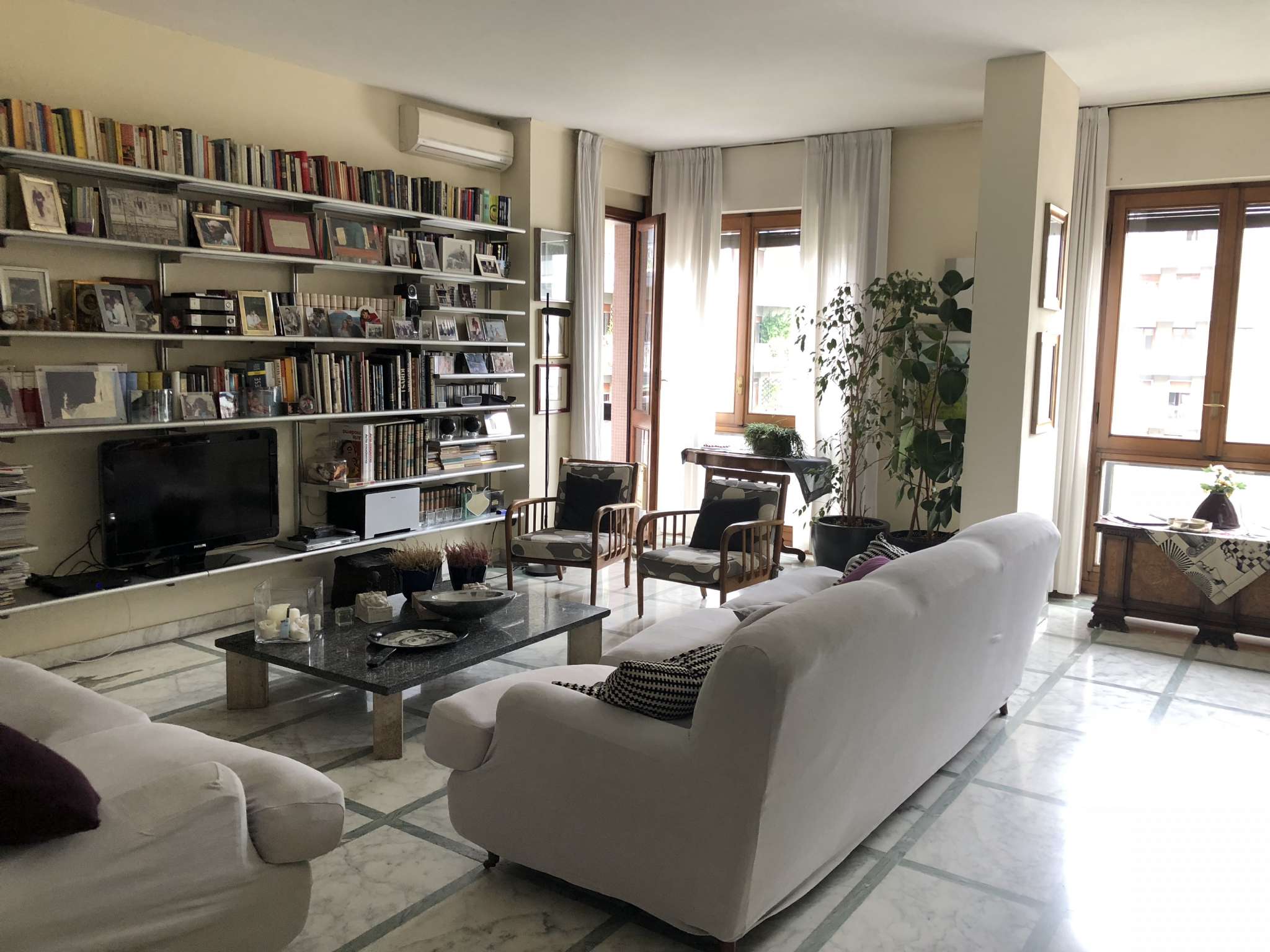 Appartamento MILANO vendita  REPUBBLICA Copernico Solinas Alessandro
