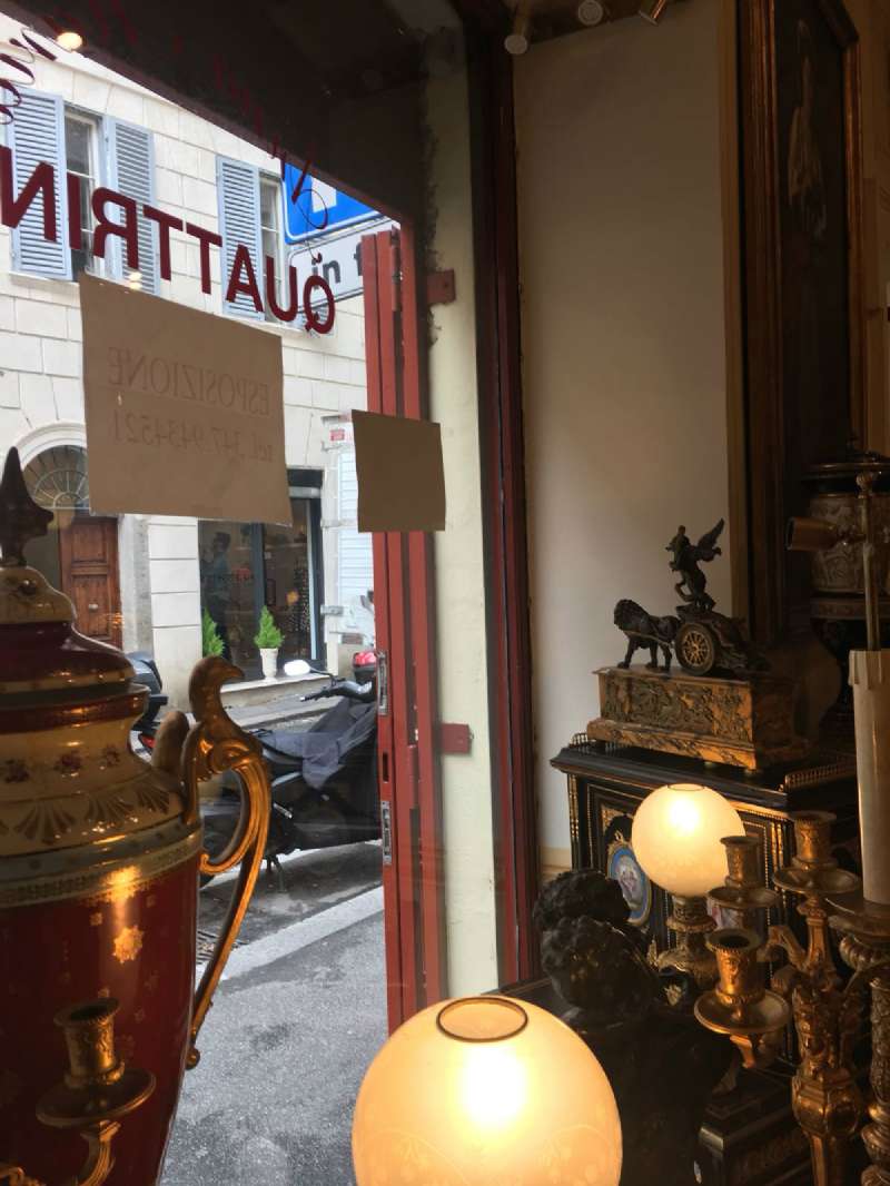 Negozio - Loc.Com. ROMA vendita  Centro storico dei banchi vecchi Frimm
