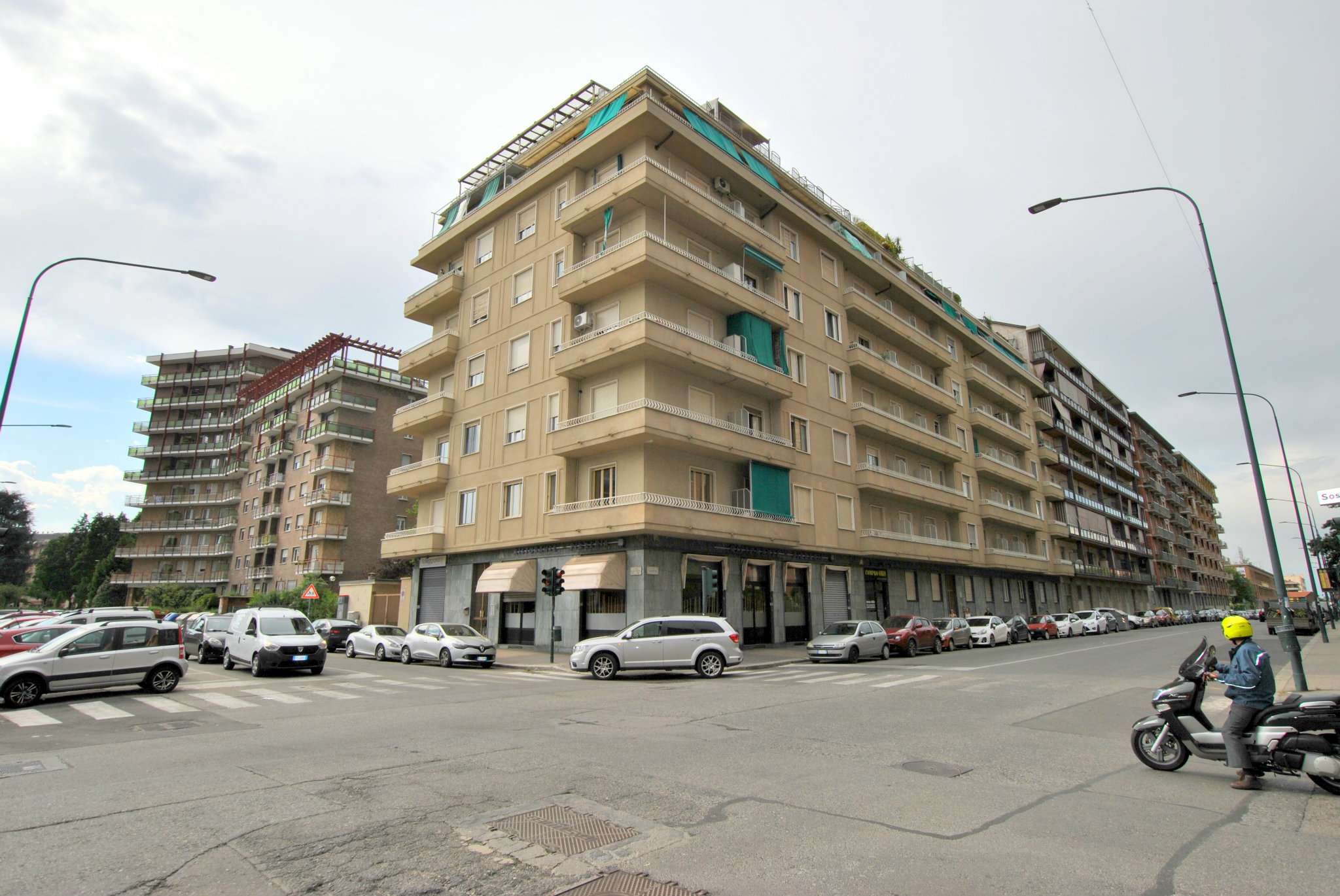  torino vendita quart: madonna di campagna re/max deluxe - rivoli   -  domus aurea sas