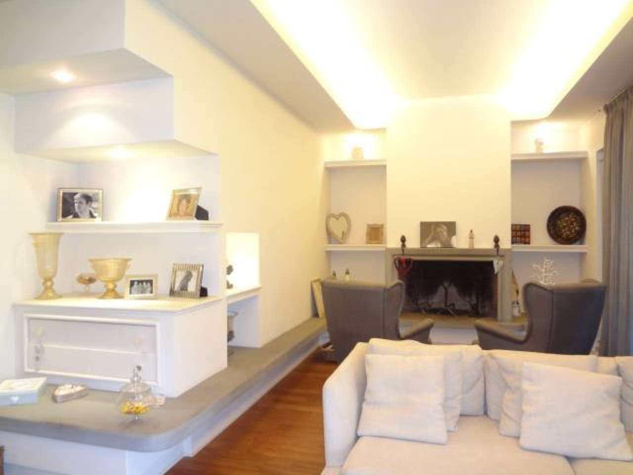 Appartamento ROMA vendita  ACILIA Renato Rascel Case Piu Studio Immobiliare