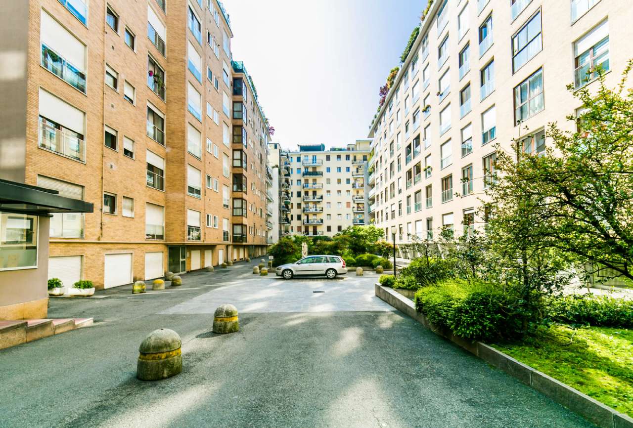  milano vendita quart: romolo casatua-milano-srl