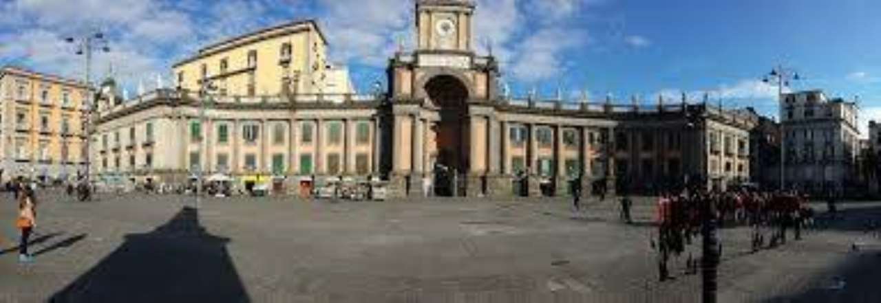Negozio - Loc.Com. NAPOLI vendita  Centro storico PORT'ALBA MANZONI IMMOBILIA.RE  SNC