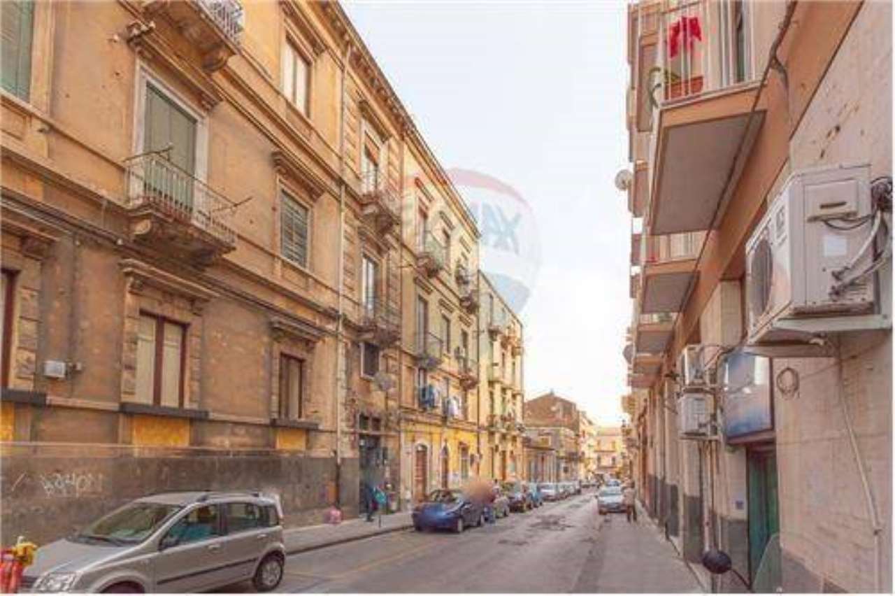 Appartamento CATANIA vendita  CENTRO STORICO BENEDETTO GUZZARDI, 40 RE/MAX Platinum