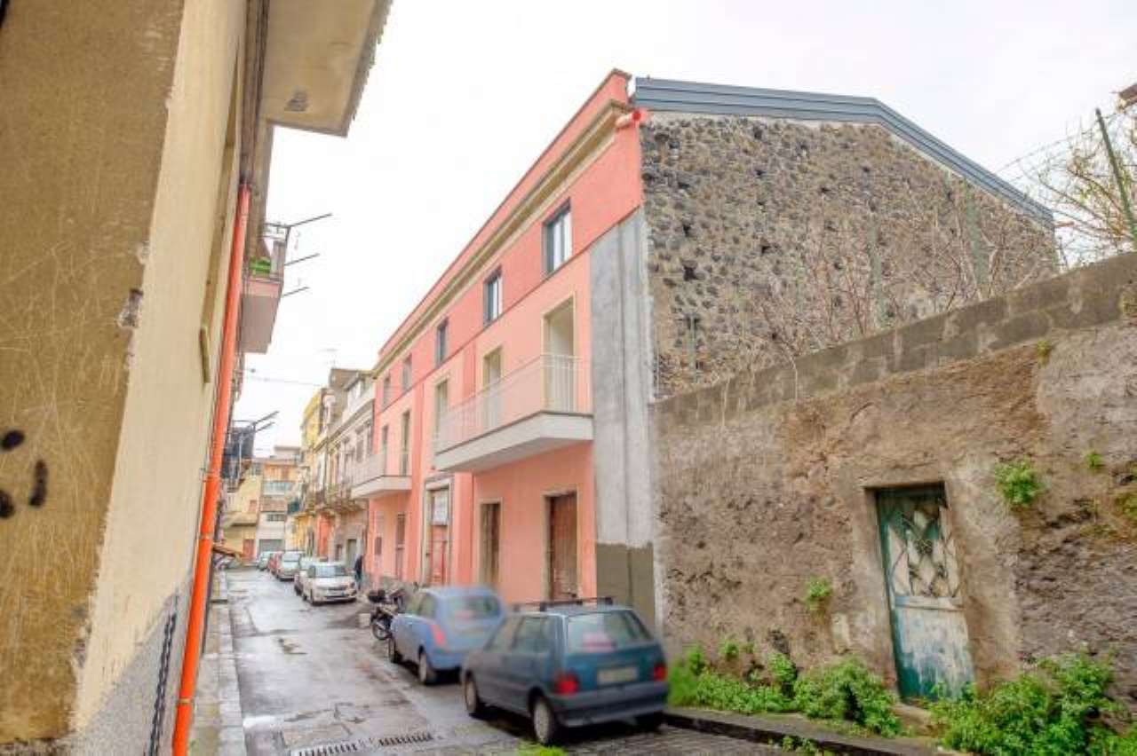 Appartamento CATANIA vendita  CENTRO STORICO Laurini,21 RE/MAX Platinum