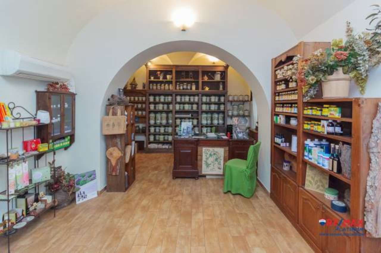 Negozio - Loc.Com. CATANIA vendita  CENTRO STORICO SANT'EUPLIO, 16 RE/MAX Platinum