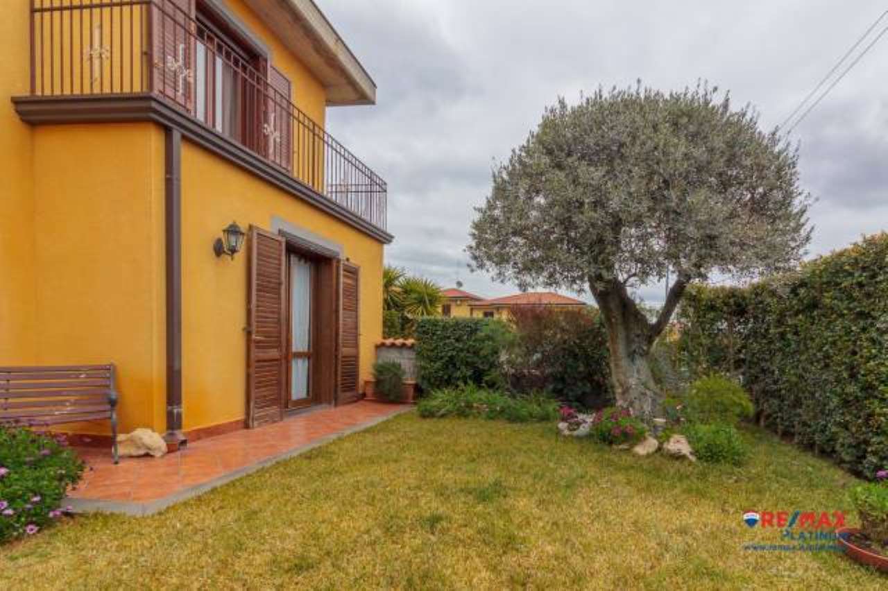 Villa NICOLOSI vendita   GAETANO PONTE, 34 RE/MAX Platinum