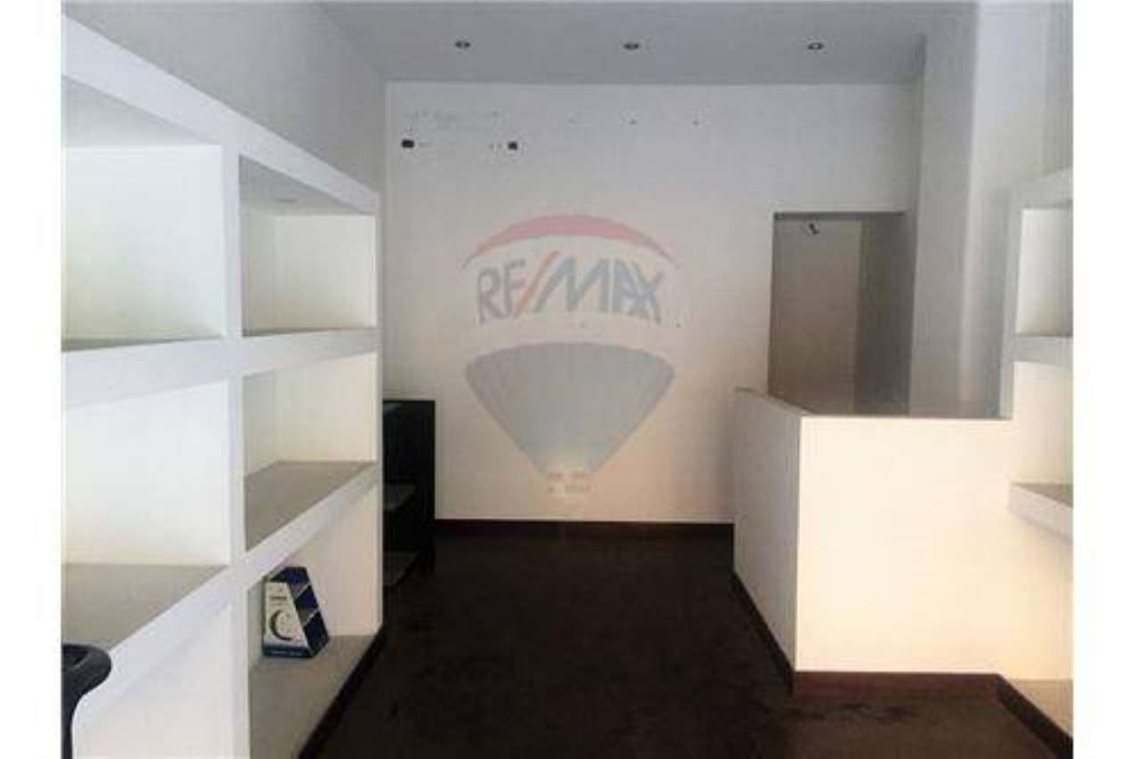 Negozio - Loc.Com. CATANIA vendita  BORGO-SANZIO GRADISCA -, 7 RE/MAX Platinum