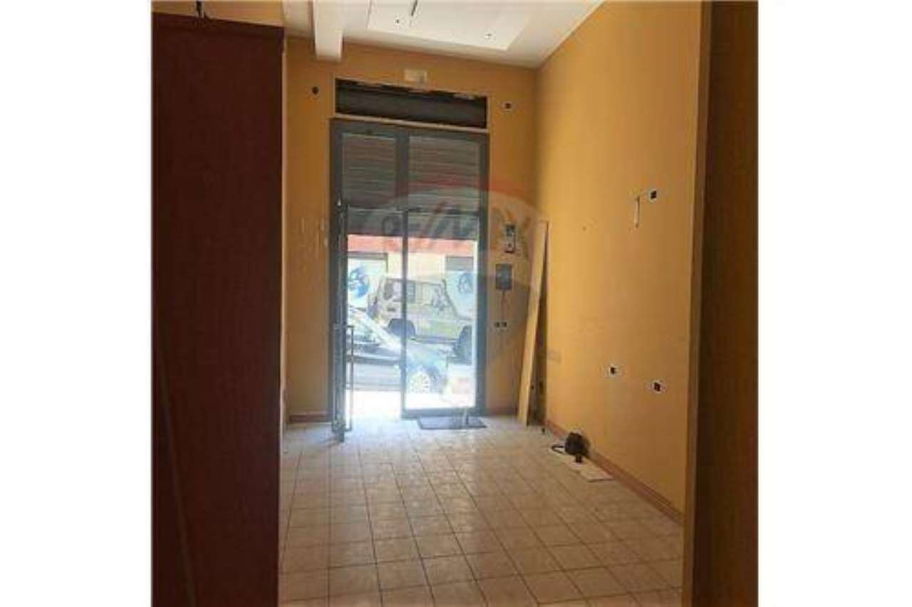 Negozio - Loc.Com. CATANIA vendita  BORGO-SANZIO GRADISCA -, 7 RE/MAX Platinum