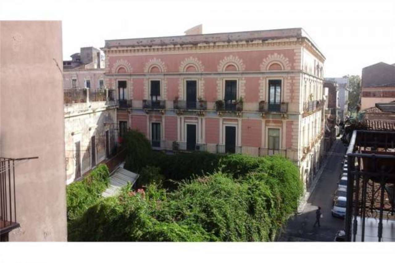 Appartamento CATANIA vendita  CENTRO STORICO Francesco Crispi,, 14 RE/MAX Platinum