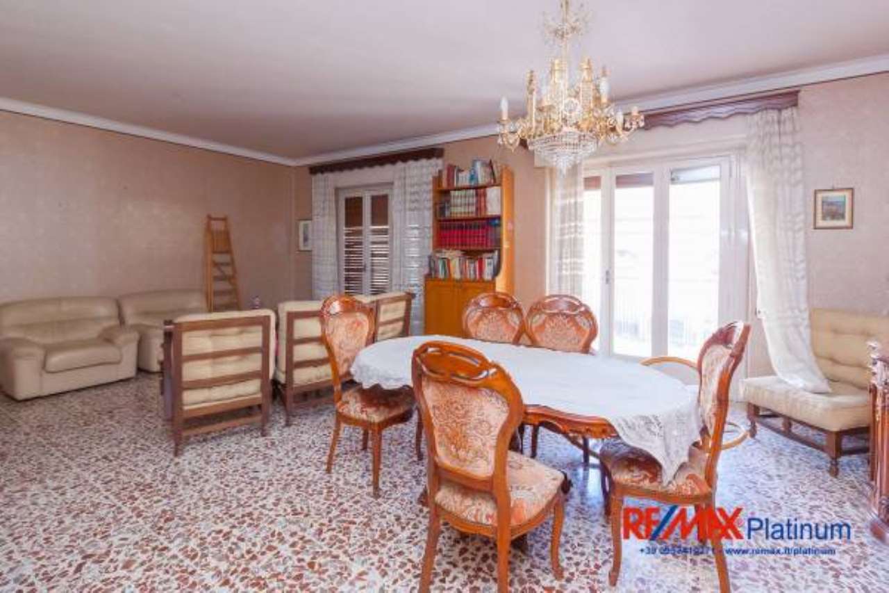 Appartamento CATANIA vendita  BORGO-SANZIO Genova ,, 8 RE/MAX Platinum