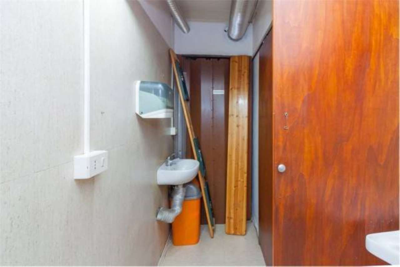 Negozio - Loc.Com. CATANIA vendita  TRAPPETO-CIBALI Cifali ,, 49 RE/MAX Platinum