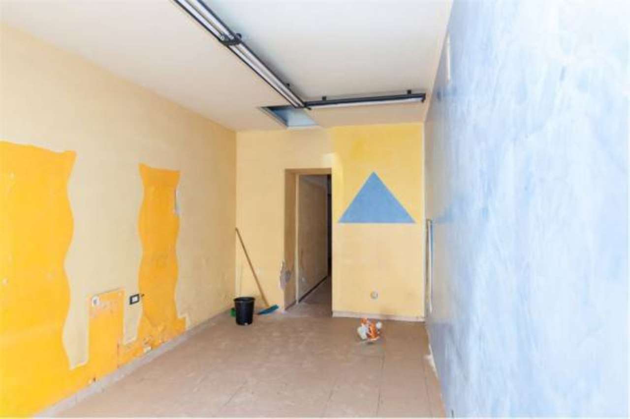 Negozio - Loc.Com. CATANIA vendita  CENTRO STORICO Garibaldi,, 257 RE/MAX Platinum