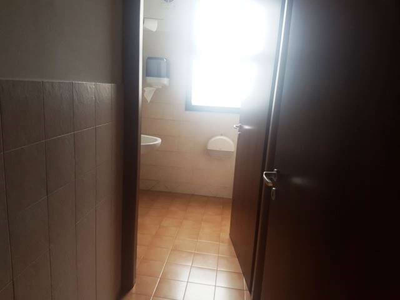 Capannoni (Tutti) CATANIA vendita  CENTRO STORICO stradale bummacaro, 3 RE/MAX Platinum