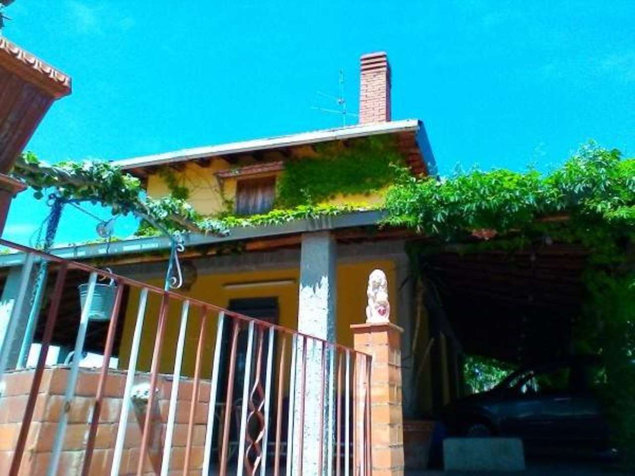 Villa ADRANO vendita   STATALE 284,, 1 RE/MAX Platinum