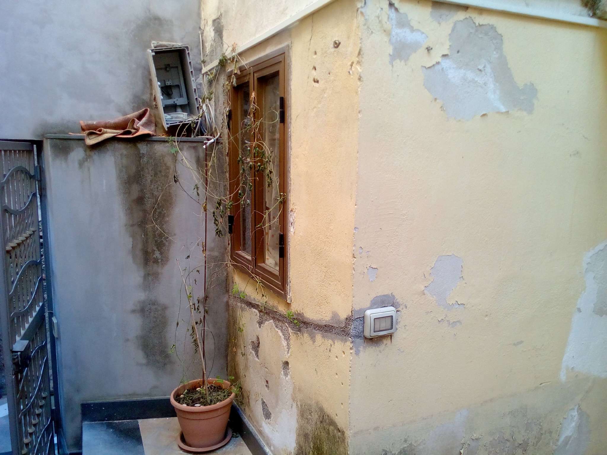 Villa Unifamiliare - Indipendente CATANIA vendita  PIAZZA DANTE Via Lumacari RE/MAX Platinum