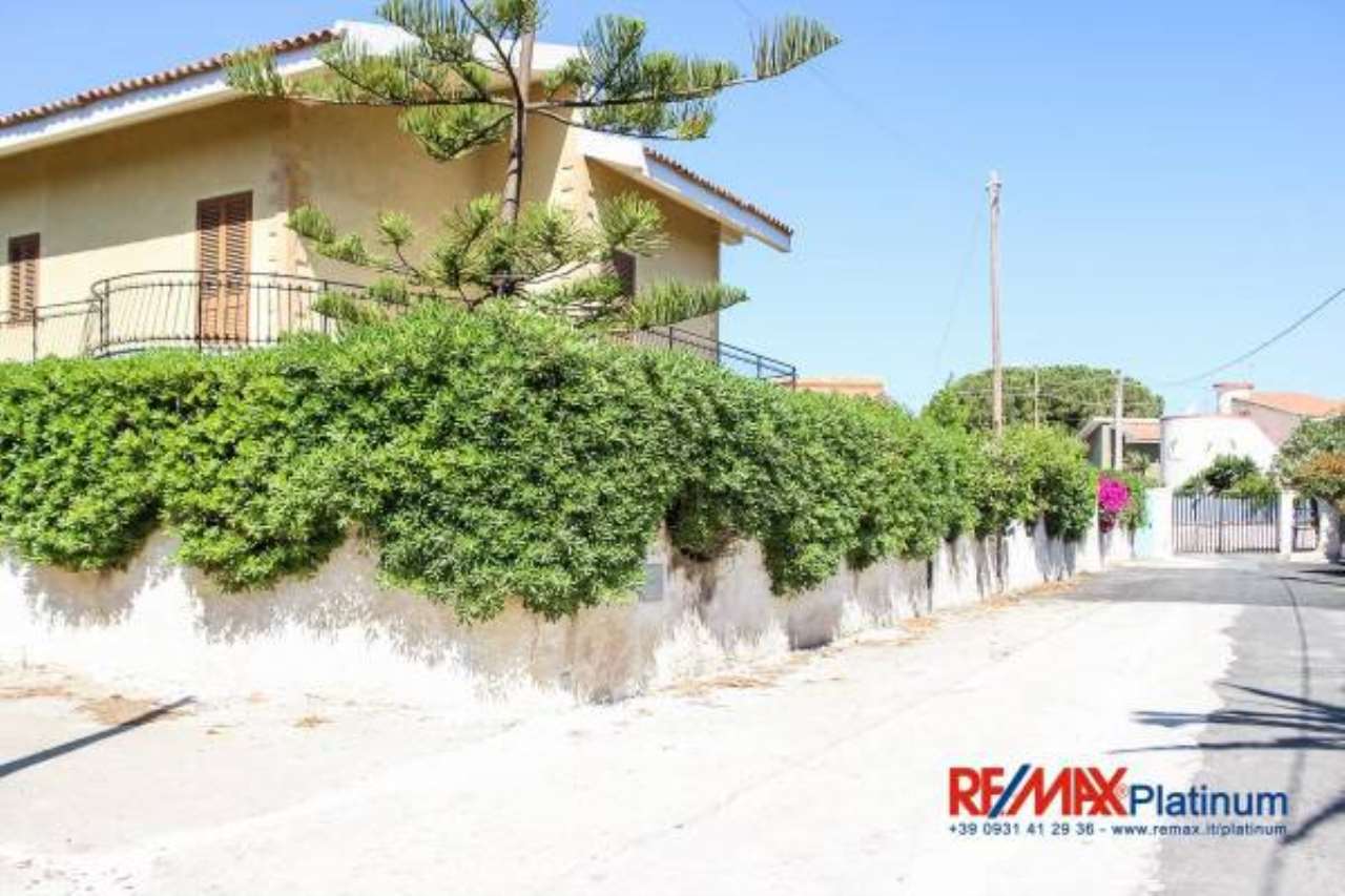  siracusa vendita quart:  remax platinum 3