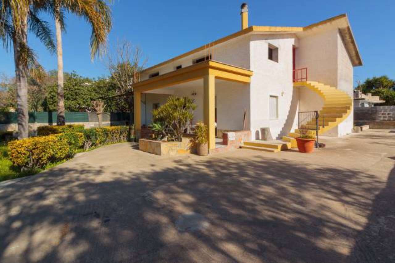 Villa SIRACUSA vendita   isole delle caroline,, 44 Remax Platinum 3