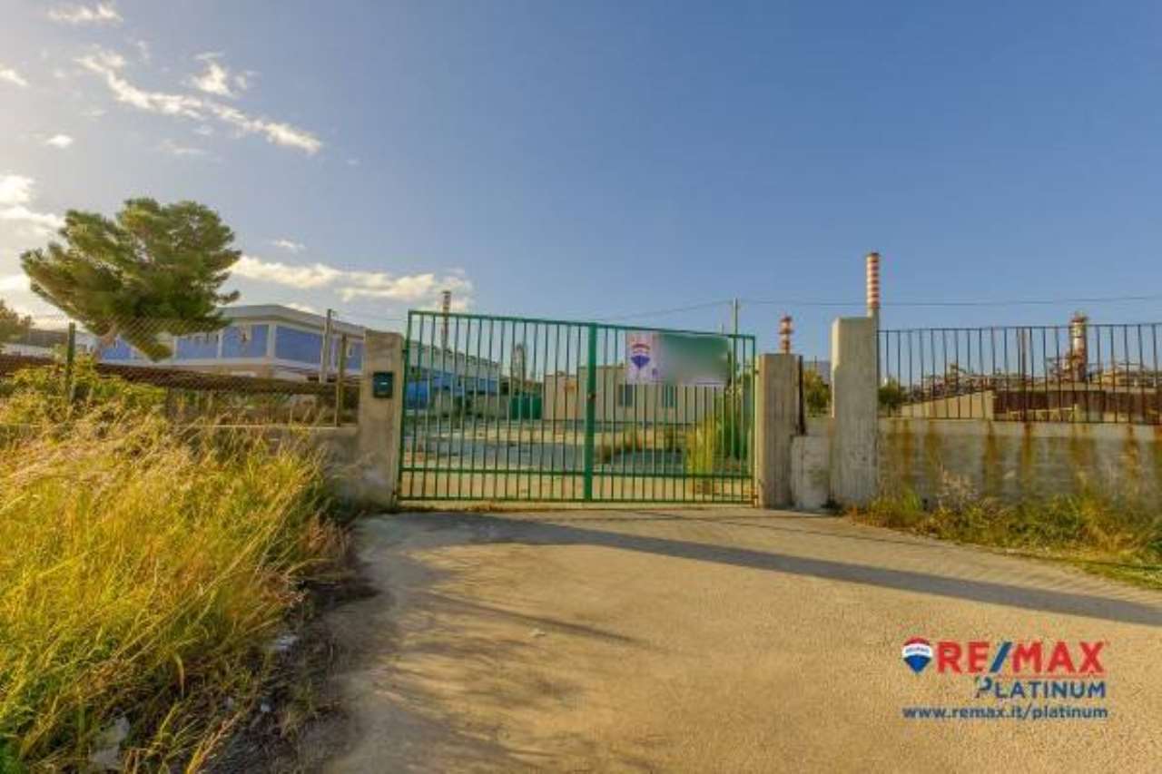 Capannoni (Tutti) SIRACUSA vendita   ex s.s 114,, 135 Remax Platinum 3