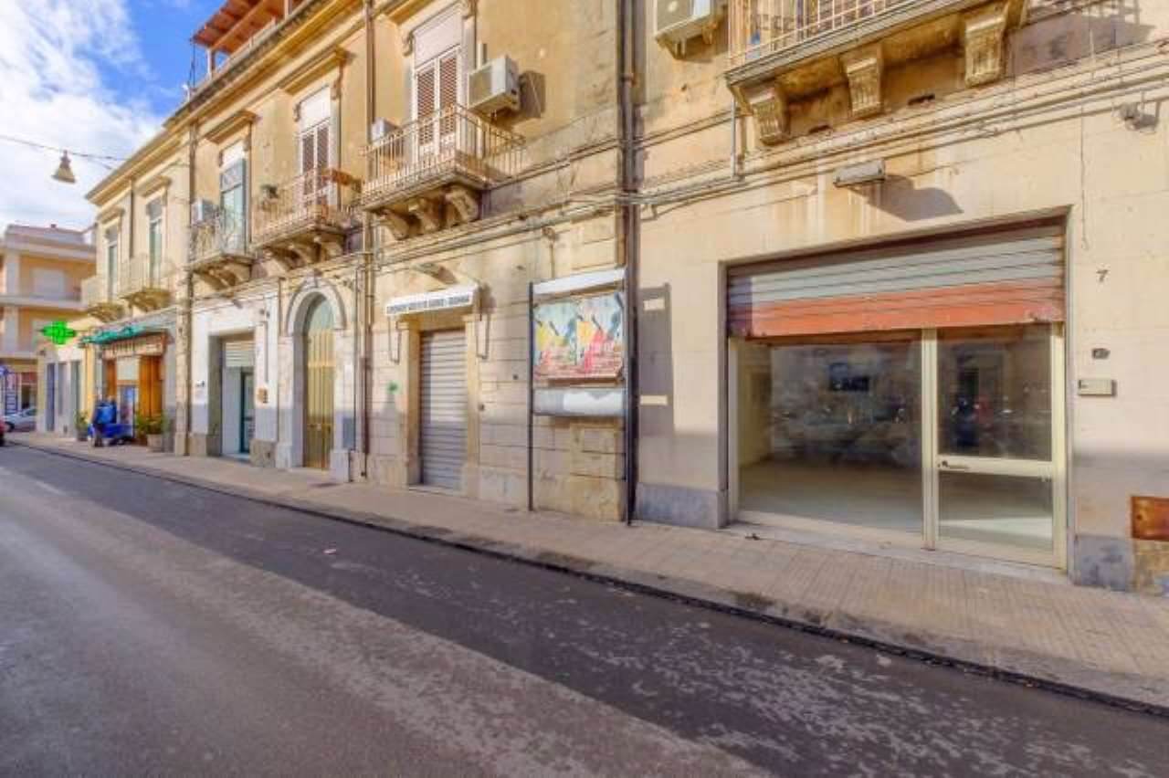 Negozio - Loc.Com. SIRACUSA vendita   Piave,, 67 Remax Platinum 3