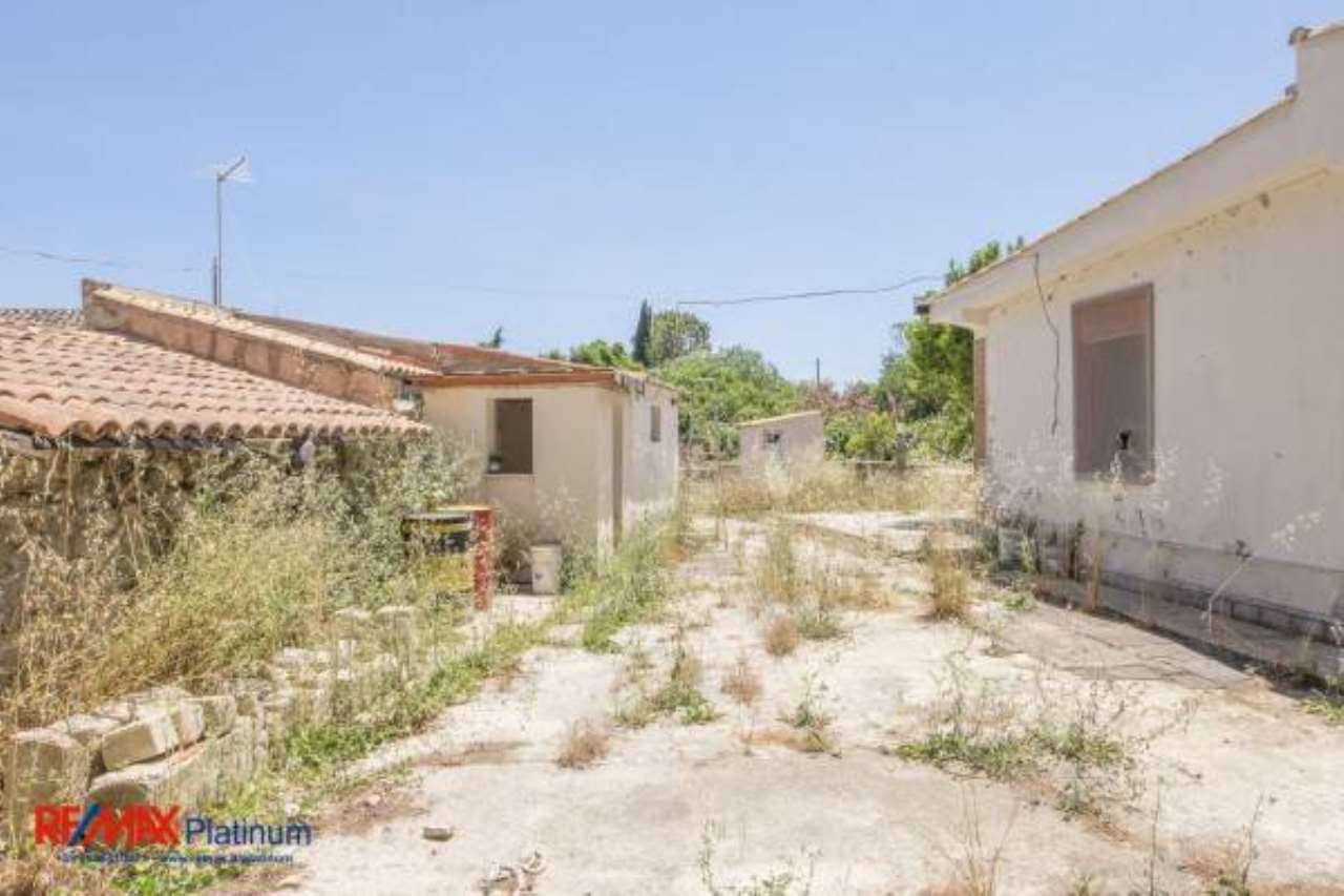 Villa Unifamiliare - Indipendente SIRACUSA vendita   Giuseppe Agnello,, 13 Remax Platinum 3