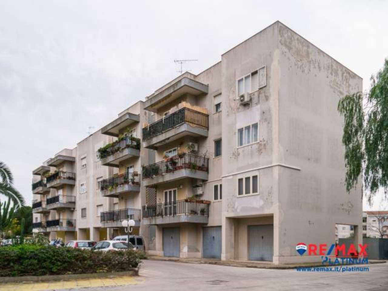  siracusa vendita quart:  remax platinum 3