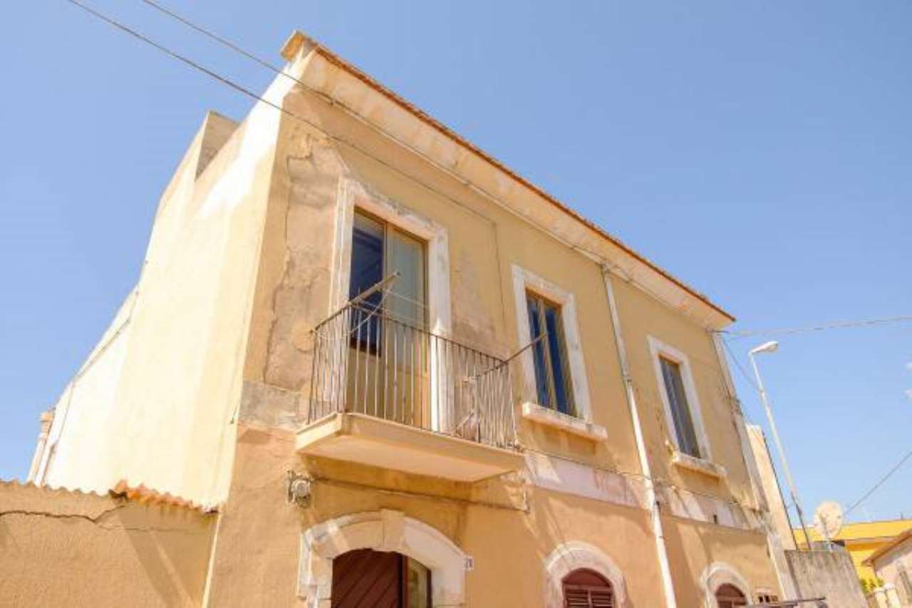Appartamento SIRACUSA vendita   Bologna,, 22 Remax Platinum 3
