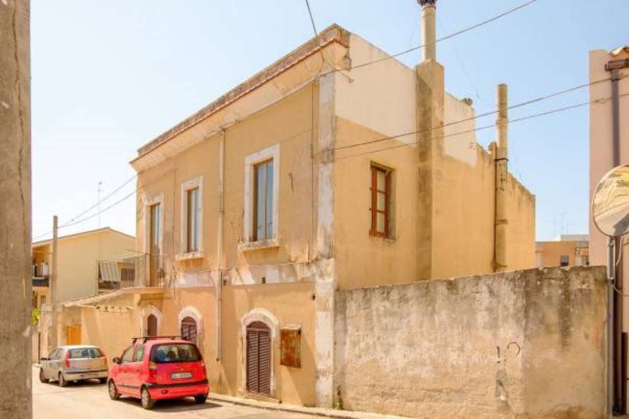 Appartamento SIRACUSA vendita   Bologna,, 22 Remax Platinum 3