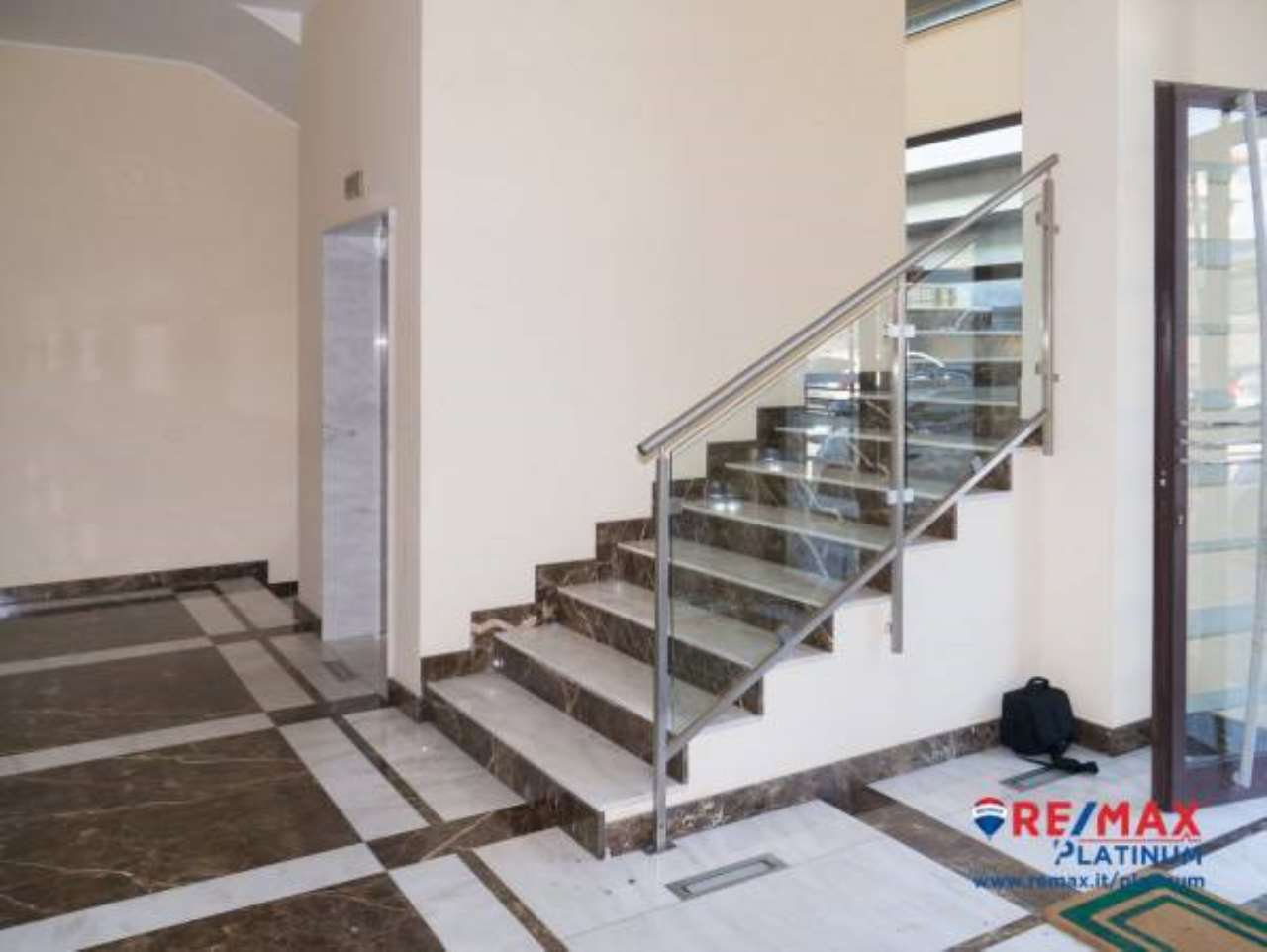 Ufficio - Loc.Com. SIRACUSA vendita   Santa Panagia, 141/c Remax Platinum 3