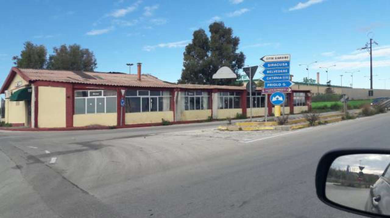 Negozio - Loc.Com. SIRACUSA vendita   edoardo garrone, 101 Remax Platinum 3