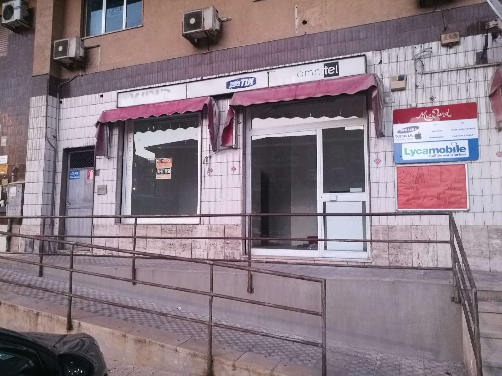 Negozio - Loc.Com. SIRACUSA vendita   Teracati Remax Platinum 3