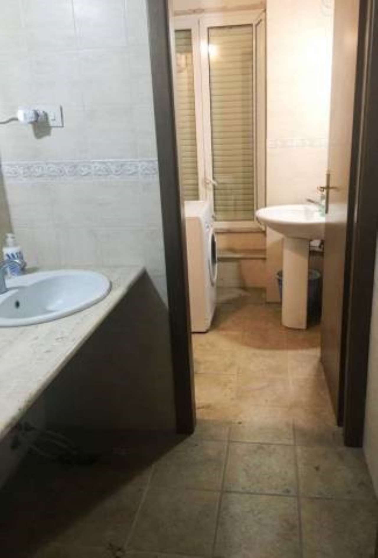 Negozio - Loc.Com. ROMA vendita  PIGNETO Ruggero d'Altavilla gb investimenti immobiliari