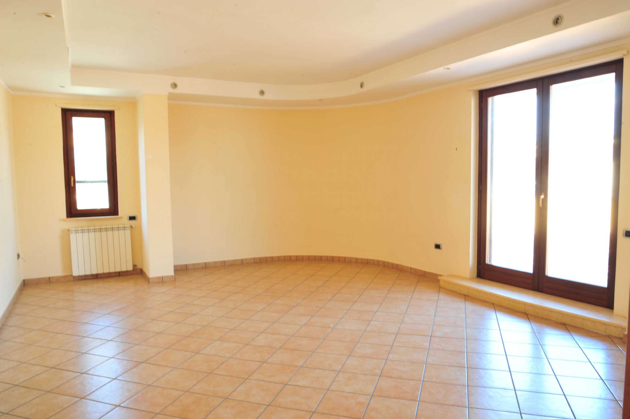  trentola-ducenta affitto quart:  studio immobiliare normanna