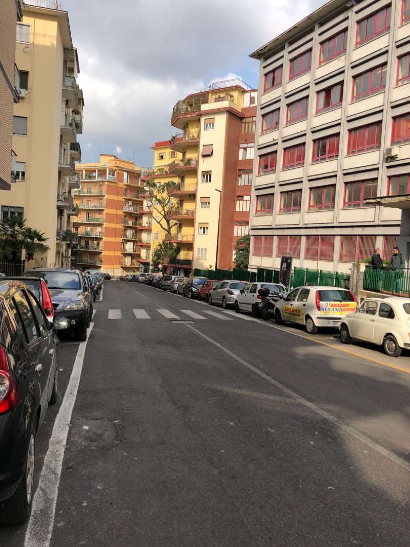  napoli affitto quart: vomero 2p-immobiliare