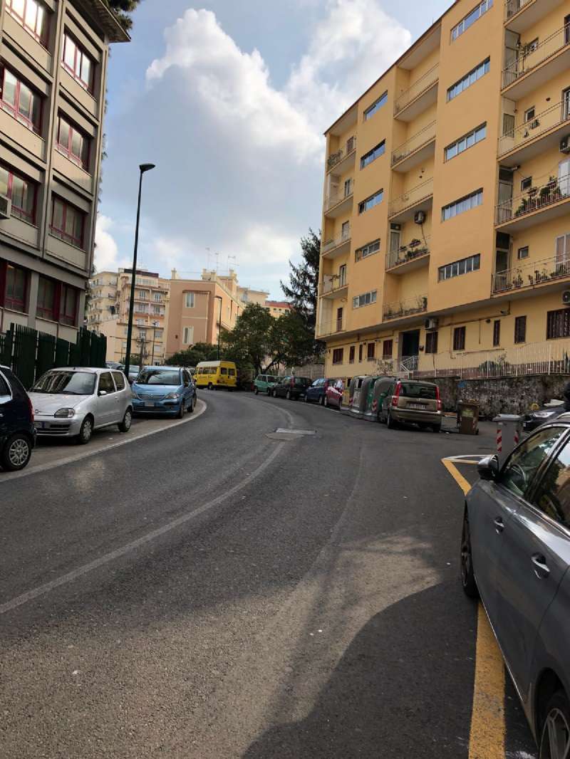 Negozio - Loc.Com. NAPOLI affitto  VOMERO e.a. mario 2P Immobiliare