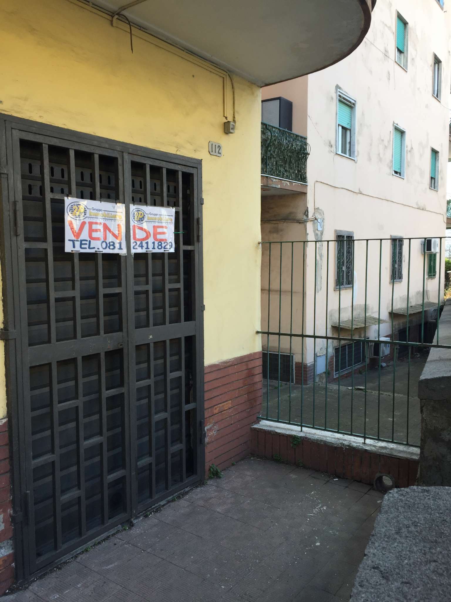 Negozio - Loc.Com. NAPOLI vendita  ARENELLA Pietro Castellino 2P Immobiliare